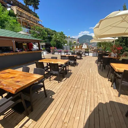 Castle Boutique Hotel