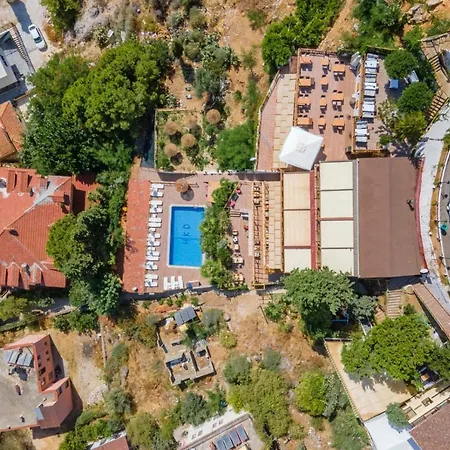 酒店 Castle Boutique 5*