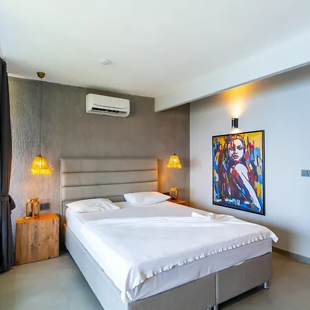 Castle Boutique Otel *
