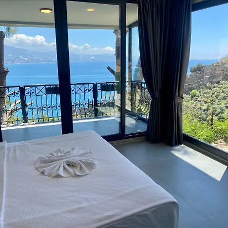 Castle Boutique Hotell