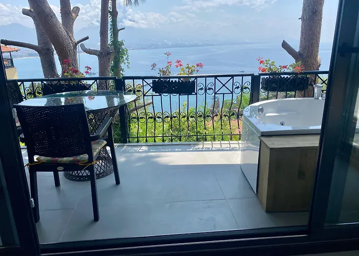 Castle Boutique Alanya Otel Mahmutlar